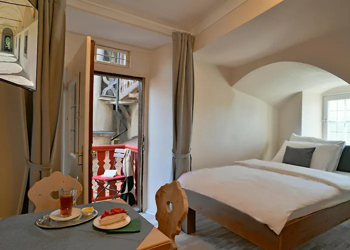 Schlosshotel Harburg